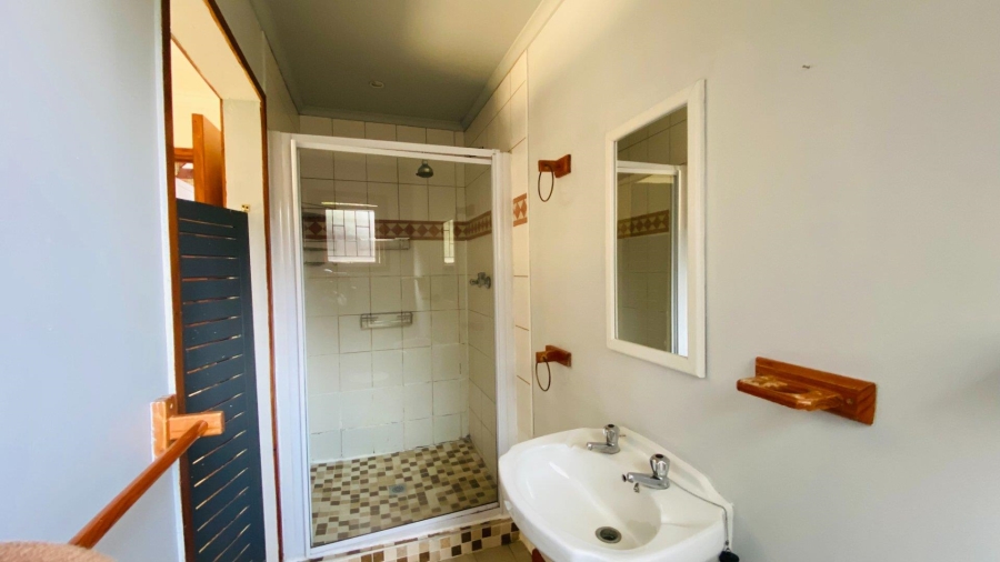 To Let 3 Bedroom Property for Rent in Hunters Home Western Cape